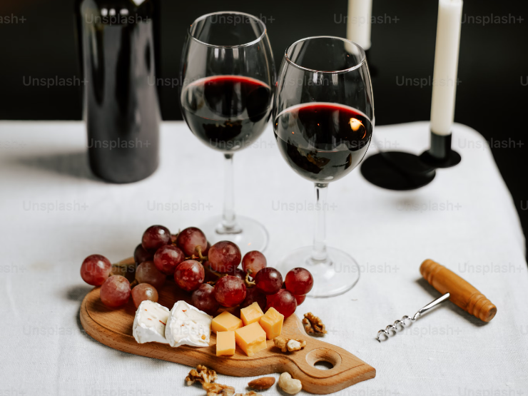 Red wine and cheese board 