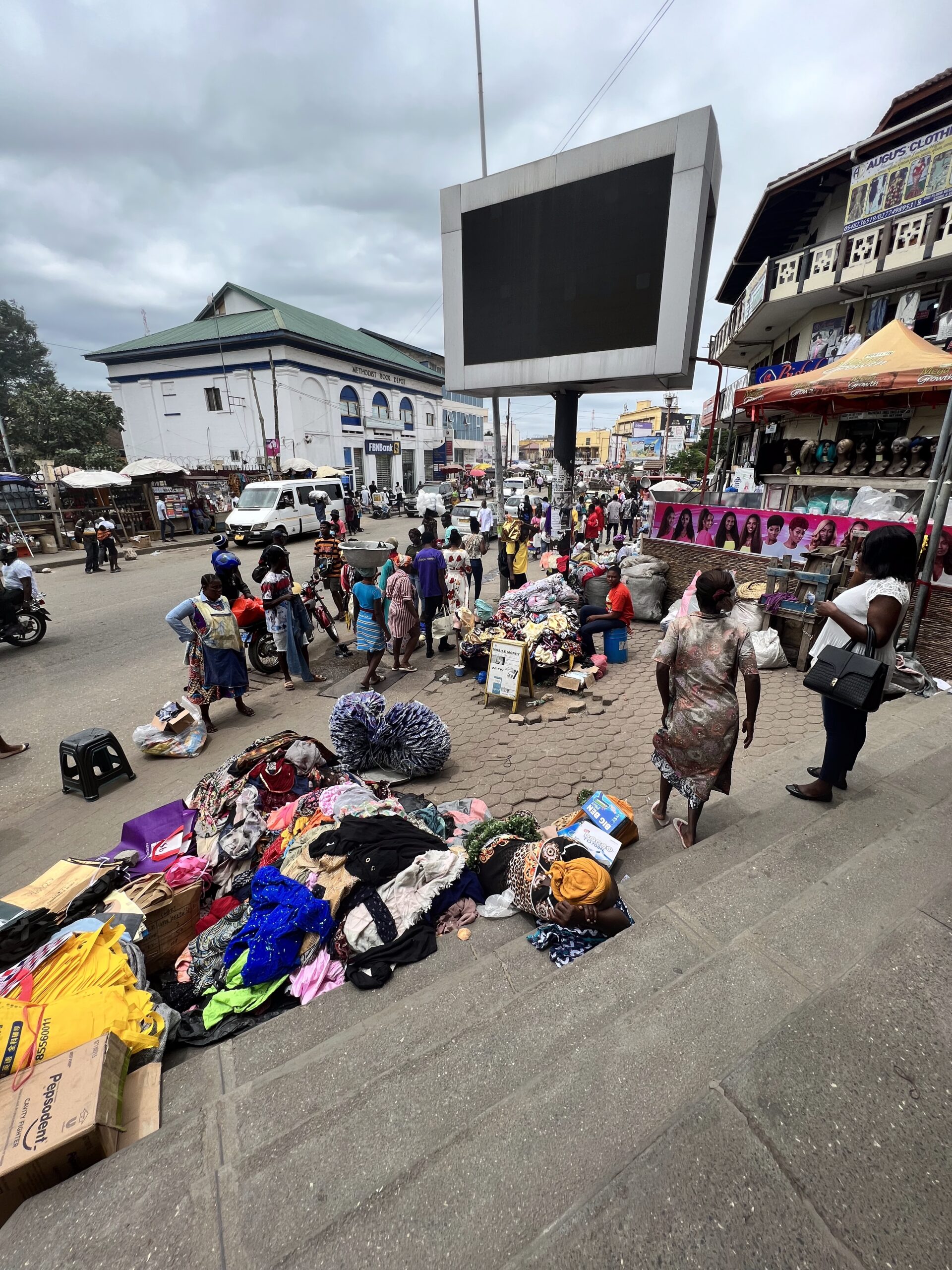 Makola Market 